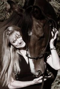 LISA WARREN, DVM, MRCVS